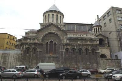 Գողություն Ստամբուլի հայկական եկեղեցուց