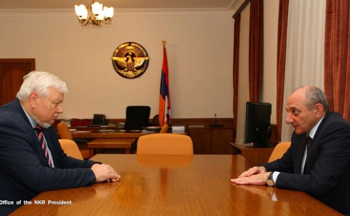 Բակո Սահակյանը ընդունել է Անջեյ Կասպշիկին