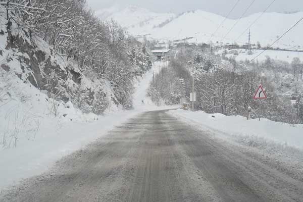 Այս պահին ՀՀ մի շարք մարզերում ձյուն է տեղում