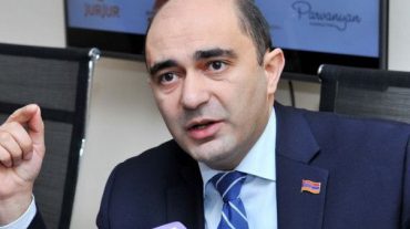 Կան հազարավոր մարդիկ, ովքեր հոգնել են ամեն ինչից, զզվել են. Էդմոն Մարուքյան