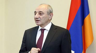 Բակո Սահակյանը շնորհավորել է Տիգրան Մանսուրյանին 80-ամյակի առթիվ