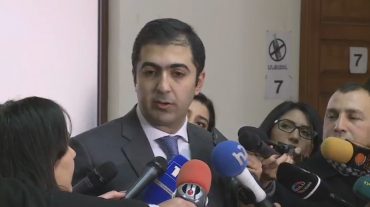 Կապանը փոքր քաղաք է. Քոչարյանի գործը նախագահող դատավորն ինքնաբացարկ է տալիս ընկերական կապերի պատճառով