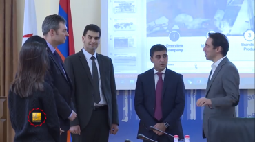 Քաղաքապետն ընդունել է ավտոբուսներ արտադրող Daimler Buses ընկերության ներկայացուցչին