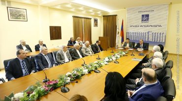 Գլխավոր արժեքը քաղաքացին է. քաղաքապետը հանդիպել է բուժհիմնարկների տնօրեններին