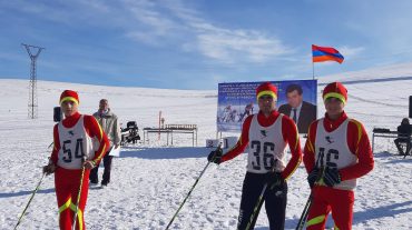 Իսկական ձմեռ, ձյունապատ լեռներ ու դահուկավազք