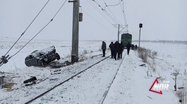 Բաքու-Թբիլիսի-Կարս երկաթուղում ձյուն մաքրող գնացքը բախվել է ավտոմեքեմայի․ կան տուժածներ