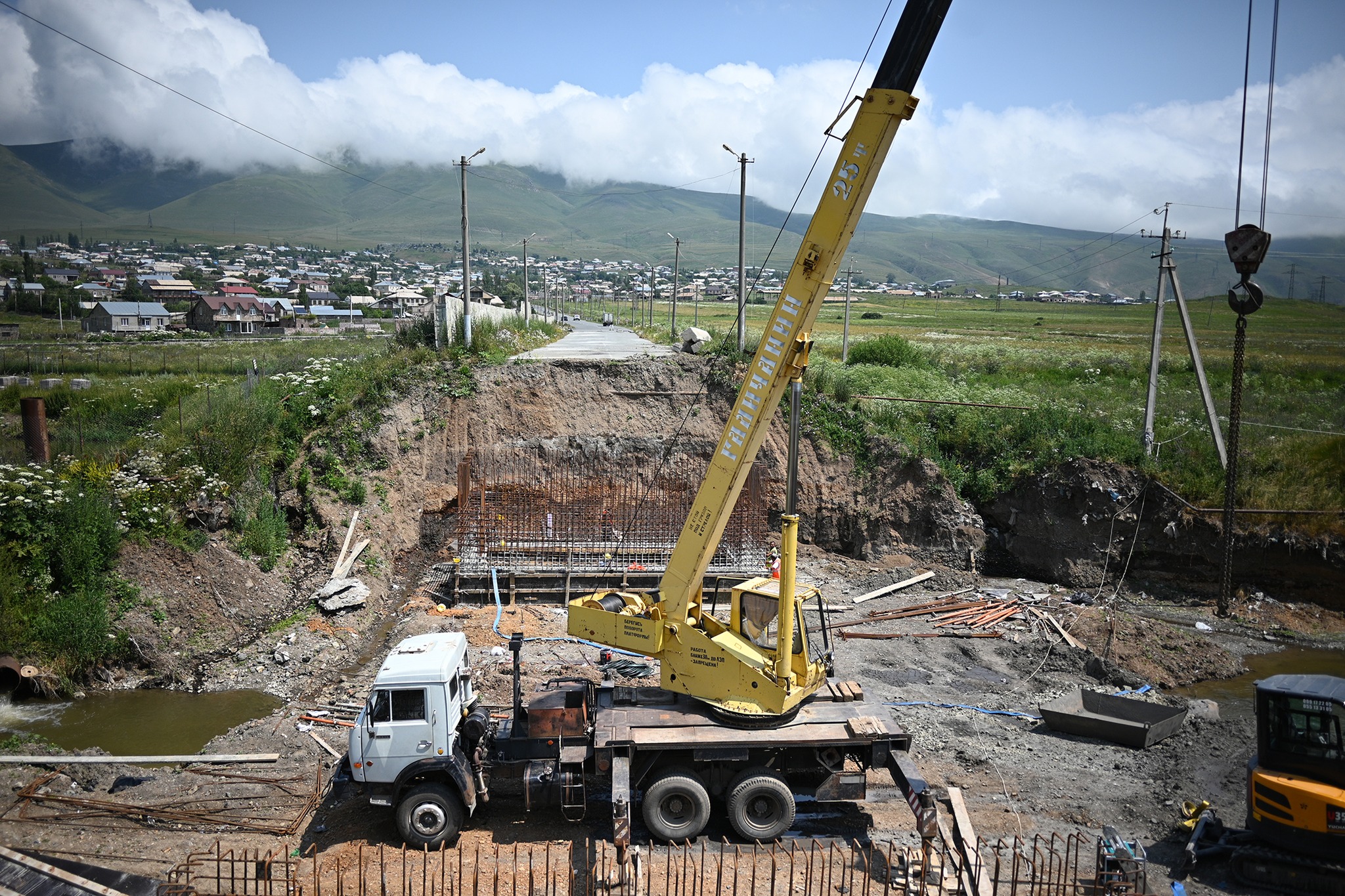 Հիմնանորոգվում է Հ-53, /Մ-4/-Սեմյոնովկա-/Մ-4/ հանրապետական նշանակության ավտոճանապարհին գտնվող կամուրջը