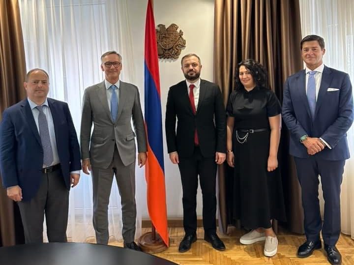 Գևորգ Պապոյանն ընդունել է «Ցե-Կվադրատ Ամպեգա» կենսաթոշակային ֆոնդի փոխնախագահին