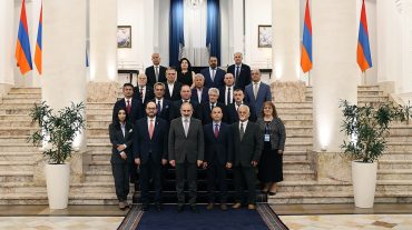 Վարչապետ Նիկոլ Փաշինյանն ընդունել է օտարերկրյա պետություններում Սփյուռքի գործերի հանձնակատարներին