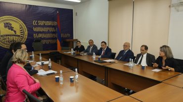 Վաչե Տերտերյանն ընդունել է Վերականգման վարկերի բանկի պատվիրակությանը