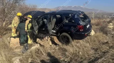 Նոր Երզնկա գյուղի կամարի մոտ բախվել են «Jeep»-ն ու «Lada»-ն. կան տուժածներ