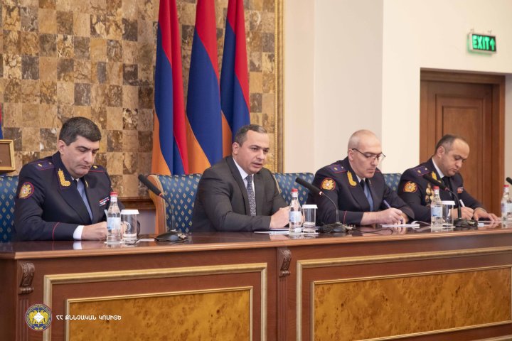 Քննչական կոմիտեի նախագահ Արթուր Պողոսյանն առաջին աշխատանքային խորհրդակցությունն է անցկացրել