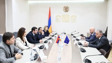 Եվրոպական ինտեգրման հարցերի մշտական հանձնաժողովը հյուրընկալել է Հայաստանում ԵՄ պատվիրակության ղեկավարին