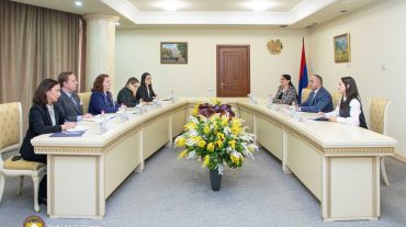 Քննչական կոմիտեի նախագահի տեղակալ Արսեն Այվազյանն ընդունել է ՀՀ-ում ԱՄՆ գլխավոր հյուպատոսին